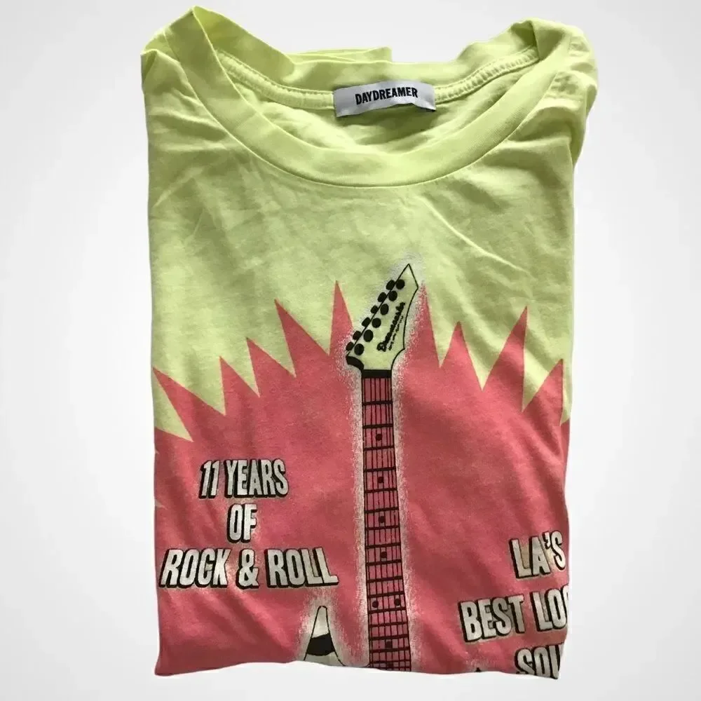 Daydreamer Guitar Repair Merch Tee Size Medium